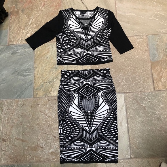 Printed sweater skirt and top set - Picture 1 of 12